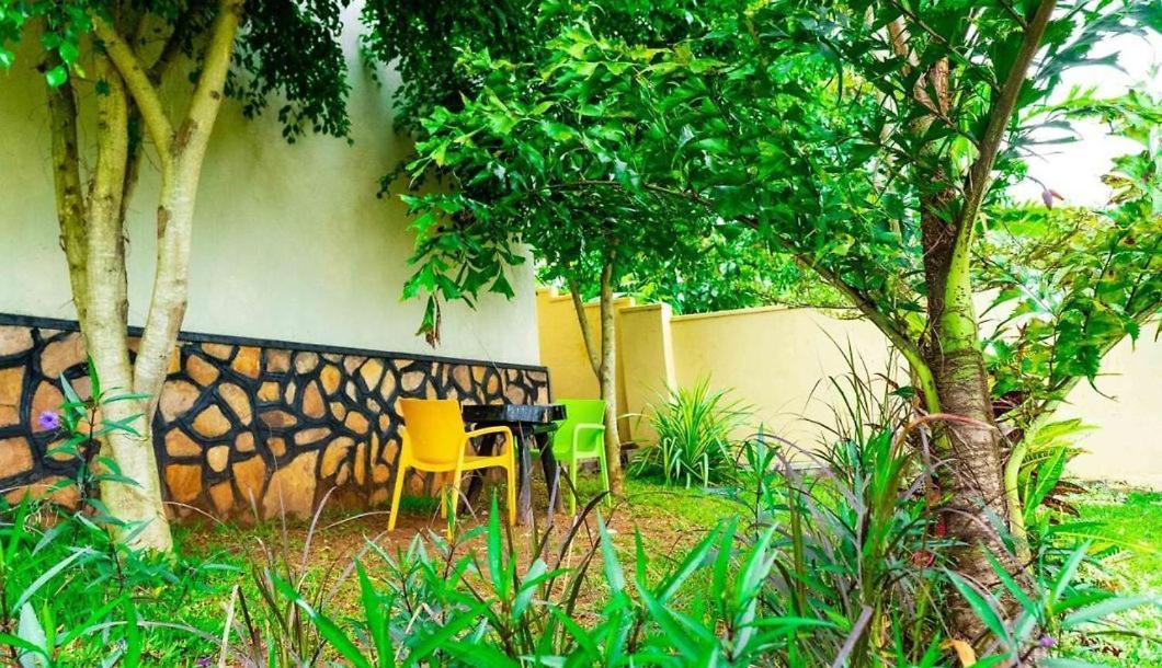 Airport Shoebill Hotel Entebbe Kültér fotó